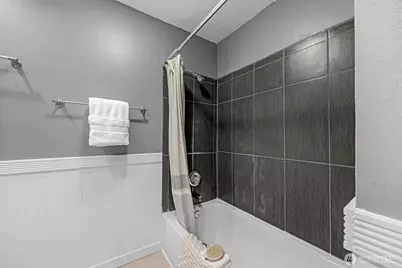 3711 26th Place W #105, Seattle, WA 98199 - Photo 14