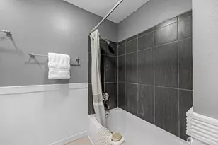 3711 26th Pl W, Seattle, WA 98199 - Photo 14