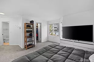 303 13th Ave E, Seattle, WA 98102 - Photo 14