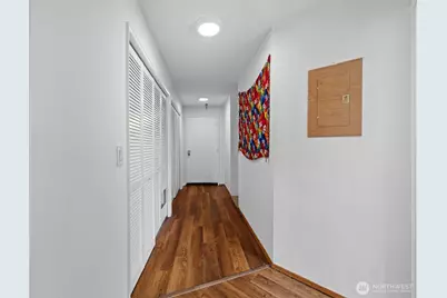 303 13th Avenue E #301, Seattle, WA 98102 - Photo 2