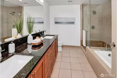 10650 NE 9th Place #5208, Bellevue, WA 98004 - Photo 20