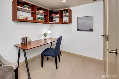 10650 NE 9th Place #5208, Bellevue, WA 98004 - Photo 14