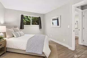 430 Bellevue Way SE, Bellevue, WA 98004 - Photo 14