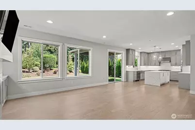 7226 NE 129th Street, Kirkland, WA 98034 - Photo 10
