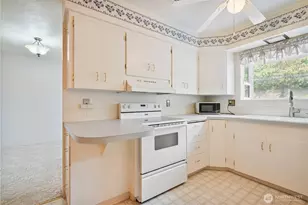 1207 Spruce St, Longview, WA 98632 - Photo 8