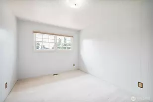 1207 Spruce St, Longview, WA 98632 - Photo 16