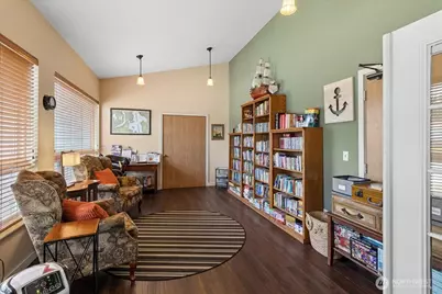 863 NE Saturn Lane #174, Bremerton, WA 98311 - Photo 28