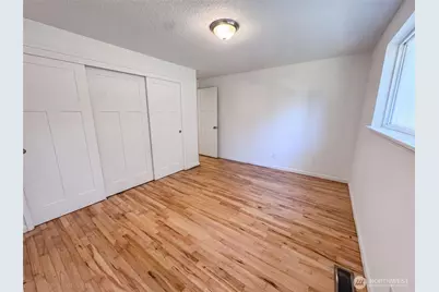 712 141st Street E, Tacoma, WA 98445 - Photo 4