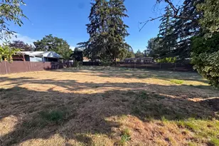 712 141st St E, Tacoma, WA 98445 - Photo 18