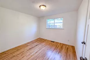 712 141st St E, Tacoma, WA 98445 - Photo 12