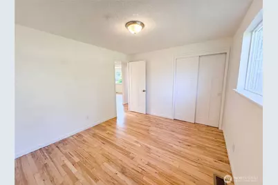 712 141st Street E, Tacoma, WA 98445 - Photo 10