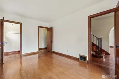 4208 51st Avenue NE, Seattle, WA 98105 - Photo 16