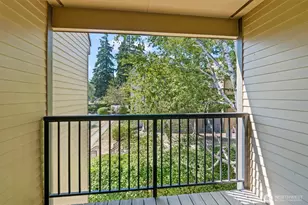 14665 NE 34th St, Bellevue, WA 98007 - Photo 26