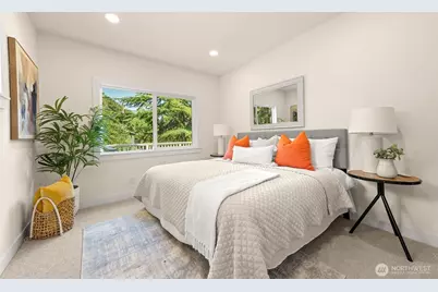 520 30th Avenue E, Seattle, WA 98112 - Photo 14