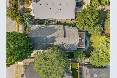 520 30th Avenue E, Seattle, WA 98112 - Photo 30