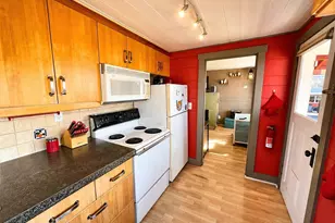 522 12th St, Bellingham, WA 98225 - Photo 16