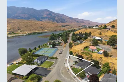 634 Warren Avenue W, Pateros, WA 98846 - Photo 40