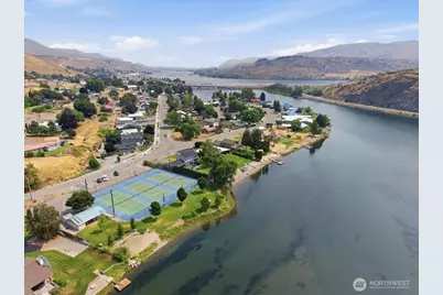 634 Warren Avenue W, Pateros, WA 98846 - Photo 6
