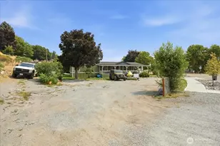 634 Warren Ave W, Pateros, WA 98846 - Photo 34