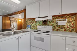 22034 SE 272nd Pl, Maple Valley, WA 98038 - Photo 4