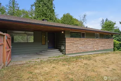 2469 Northlake Way NW, Bremerton, WA 98312 - Photo 4