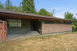 2469 Northlake Way NW, Bremerton, WA 98312 - Photo 4