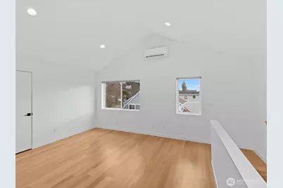 3239 61st Avenue SW #B, Seattle, WA 98116 - Photo 34
