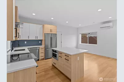 3239 61st Avenue SW #B, Seattle, WA 98116 - Photo 24