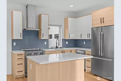3239 61st Avenue SW #B, Seattle, WA 98116 - Photo 22