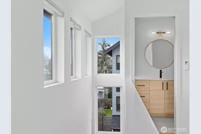 3239 61st Avenue SW #B, Seattle, WA 98116 - Photo 28