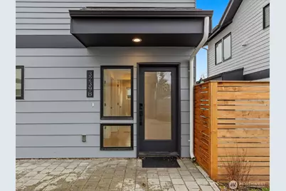 3239 61st Avenue SW #B, Seattle, WA 98116 - Photo 14