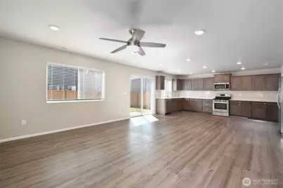 30044 219th Place SE, Covington, WA 98042 - Photo 6