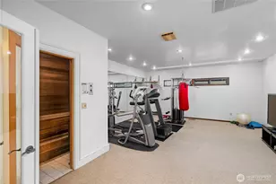 6669 N NE Windermere Rd, Seattle, WA 98115 - Photo 32