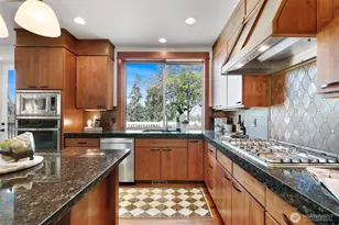 22211 1st Dr SE, Bothell, WA 98021 - Photo 18