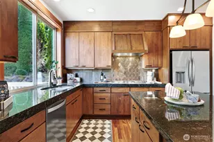 22211 1st Dr SE, Bothell, WA 98021 - Photo 16