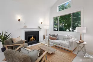 22211 1st Dr SE, Bothell, WA 98021 - Photo 10