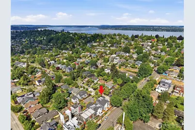 1401 29th Avenue, Seattle, WA 98122 - Photo 2