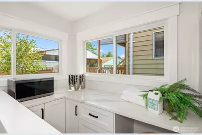 3026 62nd Avenue SW, Seattle, WA 98116 - Photo 12