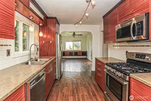 6426 G St, Tacoma, WA 98408 - Photo 2
