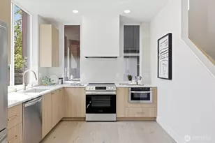 1407 29th Ave, Seattle, WA 98122 - Photo 8