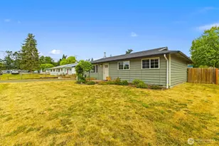 822 Walker Ave, Oak Harbor, WA 98277 - Photo 26