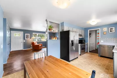 822 Walker Avenue, Oak Harbor, WA 98277 - Photo 14