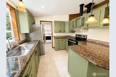 6530 137th Drive NE, Lake Stevens, WA 98258 - Photo 6