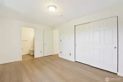 25950 NW Circle Drive S, Poulsbo, WA 98370 - Photo 14