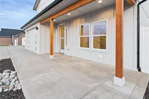 857 NE Tyler Pl, East Wenatchee, WA 98802 - Photo 4