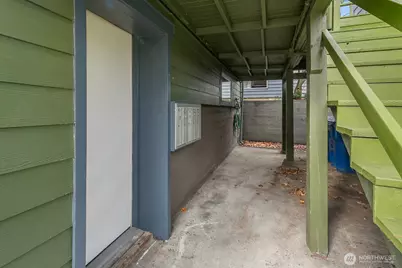 7103 Linden Avenue N #1-5, Seattle, WA 98103 - Photo 10