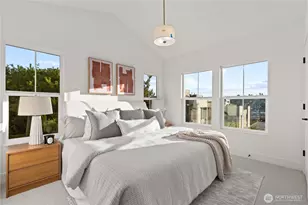 3245 13th Ave W, Seattle, WA 98119 - Photo 14
