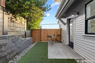 3245 13th Avenue W, Seattle, WA 98119 - Photo 22