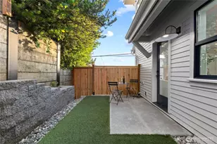 3245 13th Ave W, Seattle, WA 98119 - Photo 22