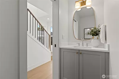 3245 13th Avenue W, Seattle, WA 98119 - Photo 12